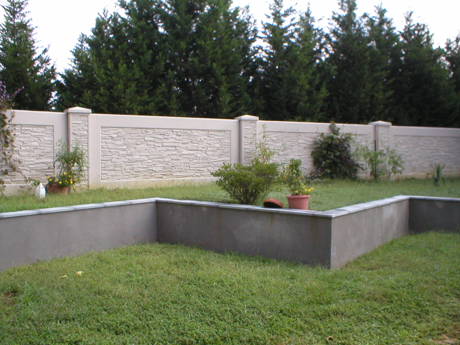 Amelia County cantilever precast retaining wall installation